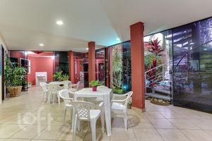 Image 12 - 368183