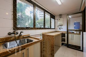Image 14 - 368385