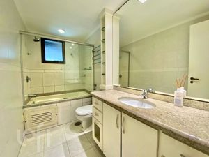 Image 17 - 368385
