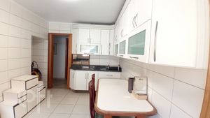 Image 7 - 368405