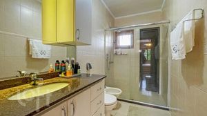 Image 33 - 368509