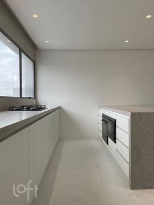 Image 28 - 369023