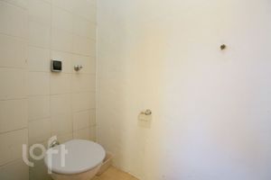 Image 22 - 369064
