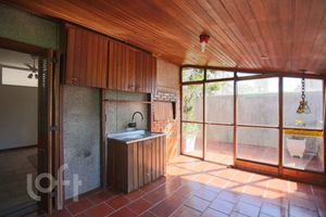 Image 30 - 369064