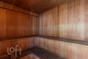 Image 24 - 369104