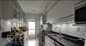 Image 4 - 369157