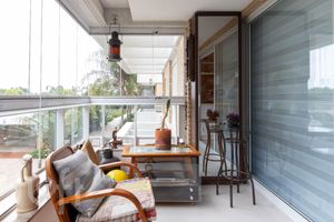 Image 19 - 369182