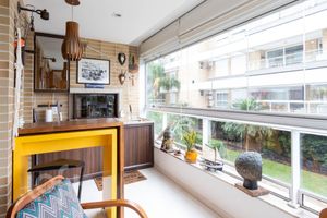 Image 21 - 369182