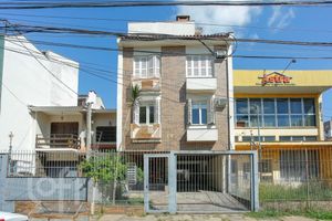 Image 22 - 369215