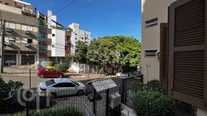 Image 21 - 369298