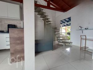 Image 11 - 369356