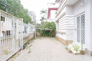 Image 51 - 370847