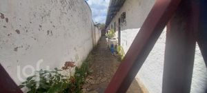 Image 2 - 370852