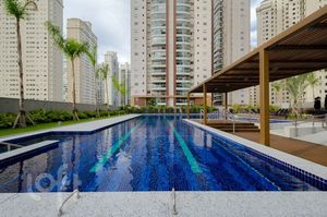 Image 29 - 370873