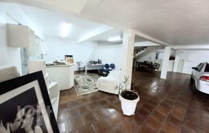 Image 19 - 371084