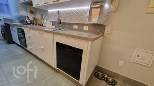 Image 14 - 371130