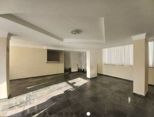Image 10 - 371638