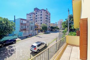Image 10 - 371806