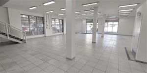 Image 4 - 371840