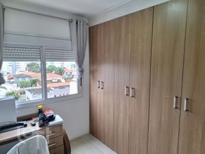 Image 12 - 372712