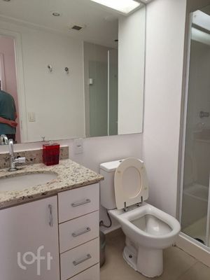 Image 10 - 372712
