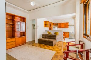 Image 4 - 372766