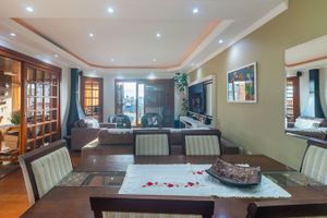 Image 1 - 372775