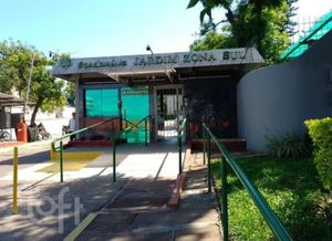 Image 10 - 372779