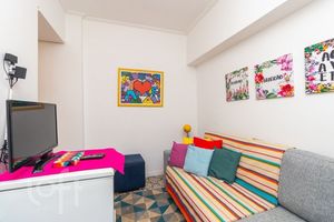 Image 27 - 372831