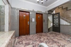 Image 41 - 372831