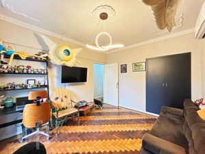 Image 11 - 372831