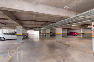 Image 43 - 372956