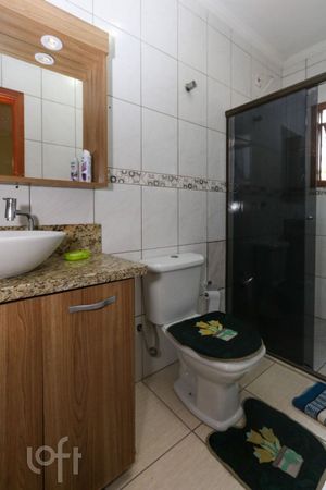 Image 20 - 372977