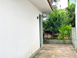 Image 18 - 372996