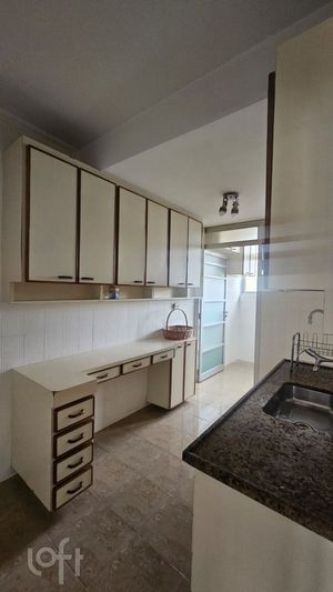 Image 19 - 373023