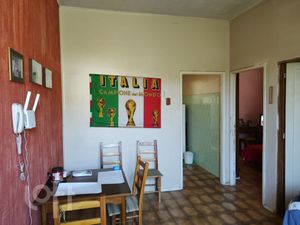Image 8 - 373083