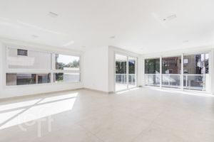 Image 43 - 373240