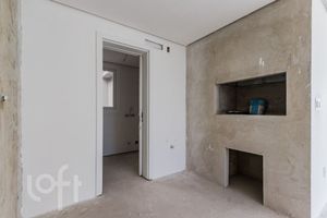 Image 21 - 373240
