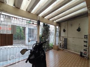 Image 21 - 373258