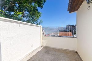 Image 21 - 373345