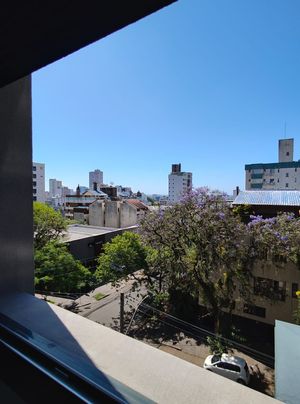 Image 19 - 373382