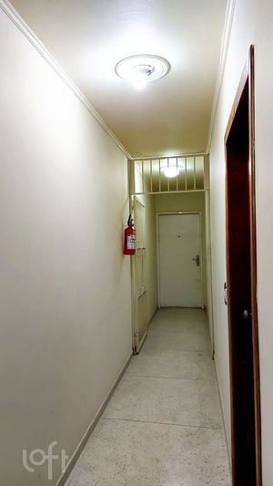 Image 24 - 373472