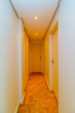 Image 11 - 373666