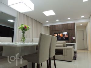 Image 37 - 373847