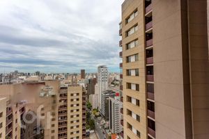 Image 17 - 373856