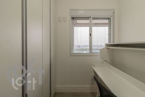 Image 3 - 374077