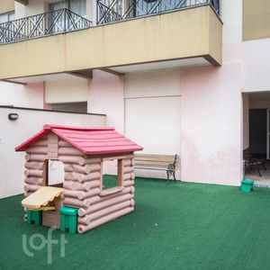 Image 11 - 374367