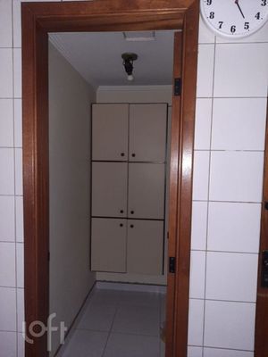 Image 6 - 374463