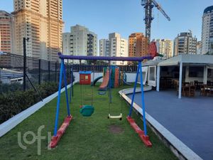 Image 11 - 374463