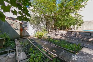 Image 29 - 374527